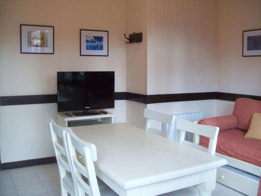 Apart Hotel Las Hadas Carilo Oda fotoğraf