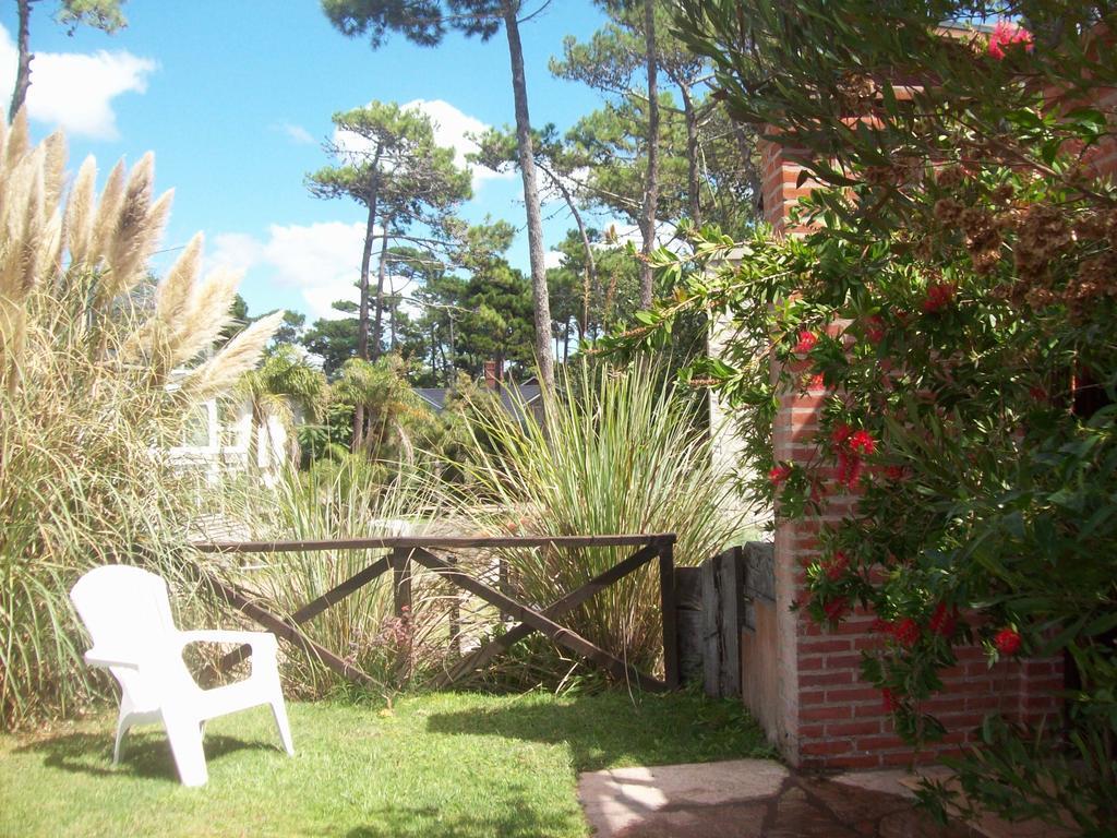 Apart Hotel Las Hadas Carilo Dış mekan fotoğraf
