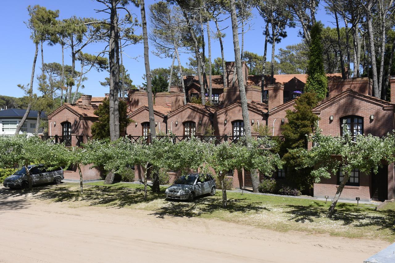 Apart Hotel Las Hadas Carilo Dış mekan fotoğraf