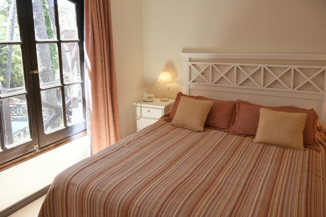 Apart Hotel Las Hadas Carilo Dış mekan fotoğraf